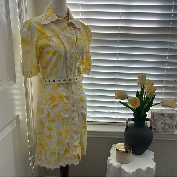 VESTIDO CURTO VERCELLI AMARELO Yellow Dress - Picture 4 of 10